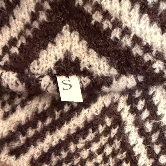 Oversized POL vneck sweater with brown, olive and tan accents NEW Womens small - Picture 9 of 9